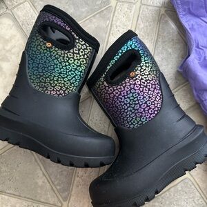 Bogs Black and Rainbow Leopard Kids Boots